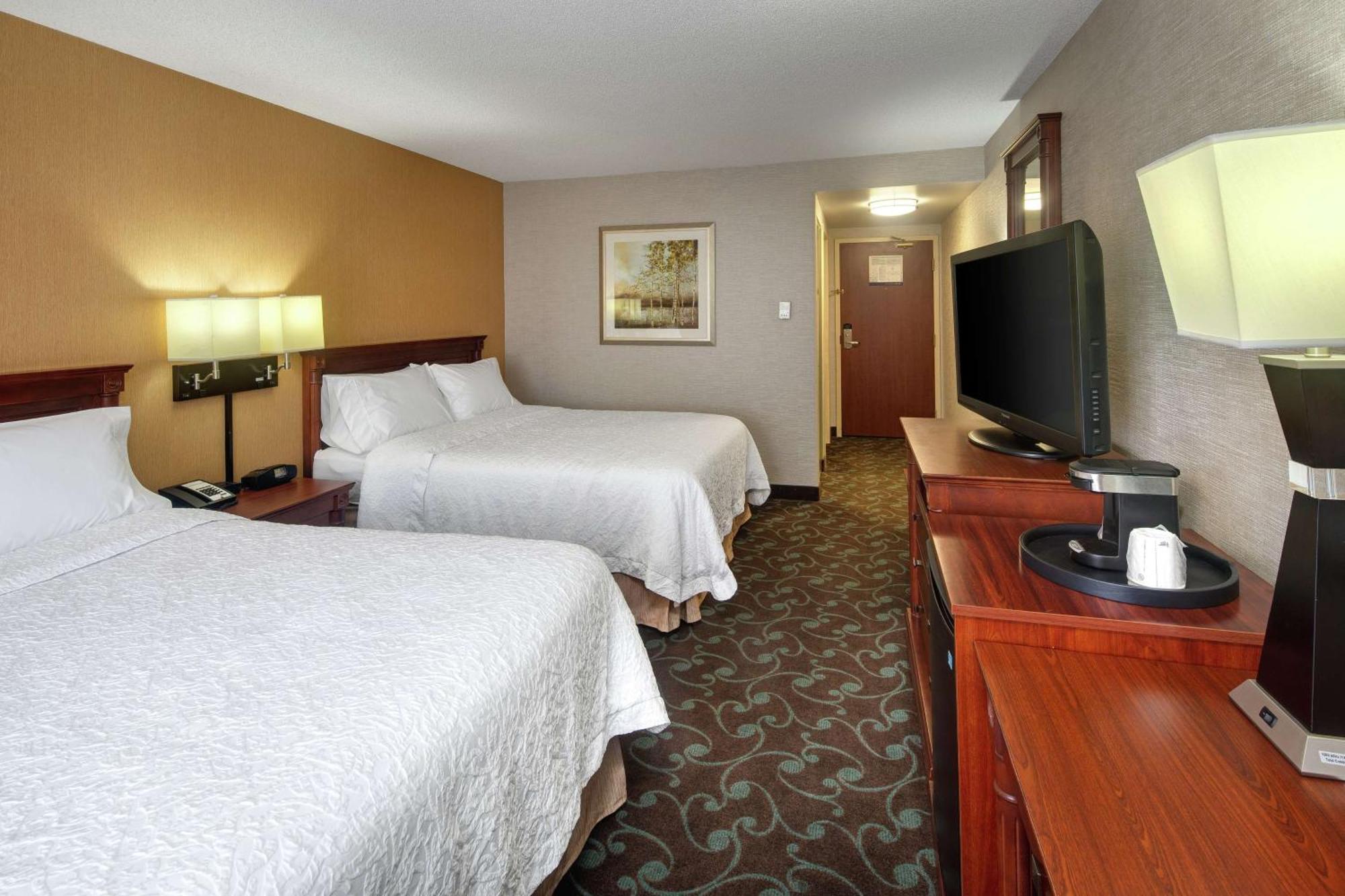 Hampton Inn & Suites By Hilton Toronto Airport Mississauga Exterior foto